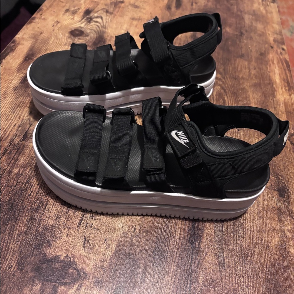 Nike Womens Sandals Platform Sandals - Picture 2 of 4
